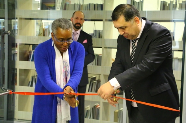 В Национальной библиотеке открылось «Окно в Америку»