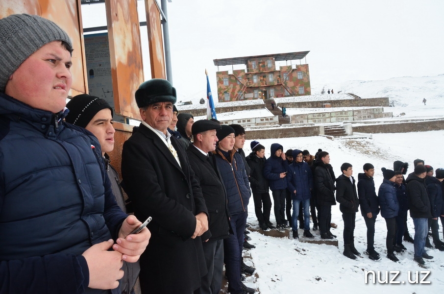 Полигон Ташкентского военного округа: автоматы, пулеметы, гранаты Полигон Ташкентского военного округа: автоматы, пулеметы, гранаты