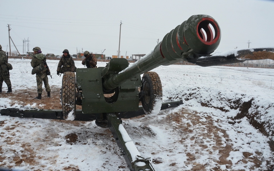 Полигон Ташкентского военного округа: автоматы, пулеметы, гранаты Полигон Ташкентского военного округа: автоматы, пулеметы, гранаты