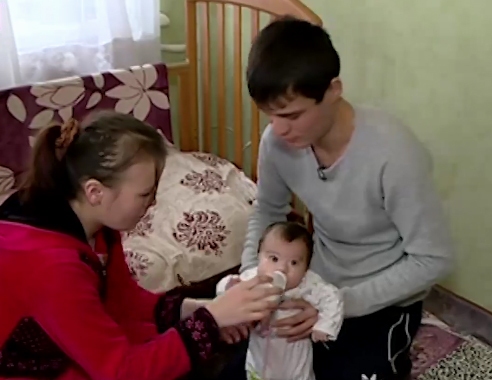 Россияне собирают деньги на операцию полугодовалой девочке из Узбекистана Россияне собирают деньги на операцию полугодовалой девочке из Узбекистана