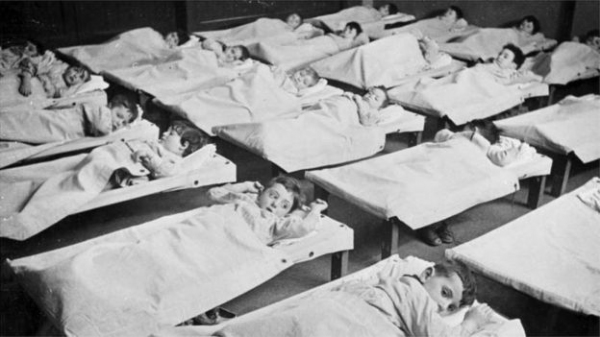 "Спаситель Вселенной": умер спасший сотни еврейских детей учитель