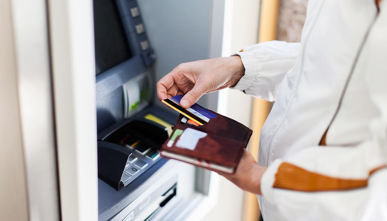 В Узбекистане лимит снятия денег в банкоматах  увеличен до 1 млн сумов
