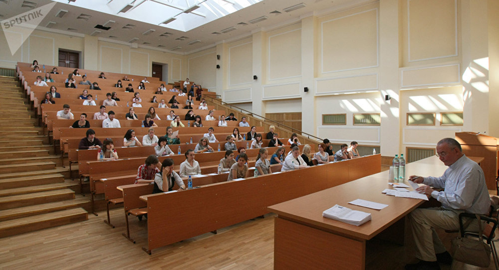 При поступлении в вузы абитуриенты будут сдавать 90 тестов вместо 108 При поступлении в вузы абитуриенты будут сдавать 90 тестов вместо 108