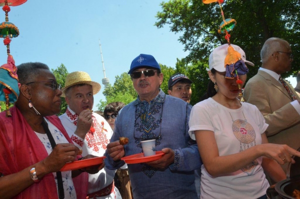 Дипломаты провели фестиваль культурных традиций и национальных блюд