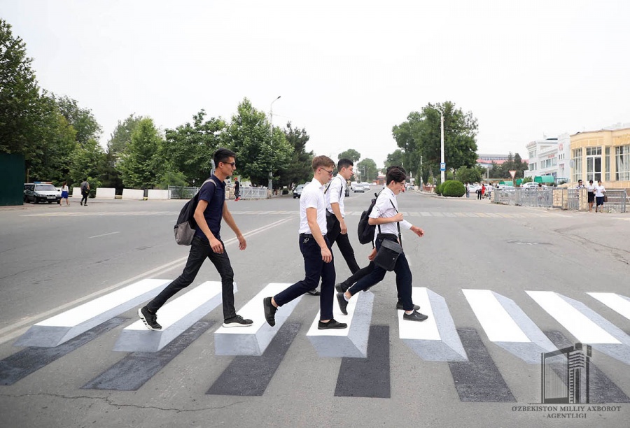В Намангане появились пешеходные переходы в 3D-формате В Намангане появились пешеходные переходы в 3D-формате