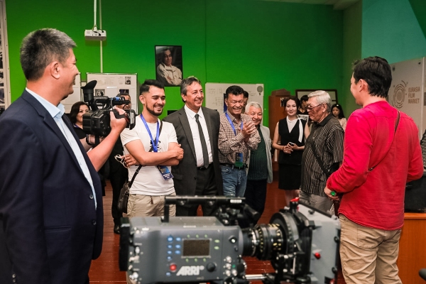 Карим Мирхадиев получил приз кинофестиваля «Евразия» в Астане