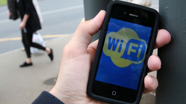 В Мининфокоме разъяснили, зачем нужна идентификация пользователей при подключении к общественным сетям Wi-Fi