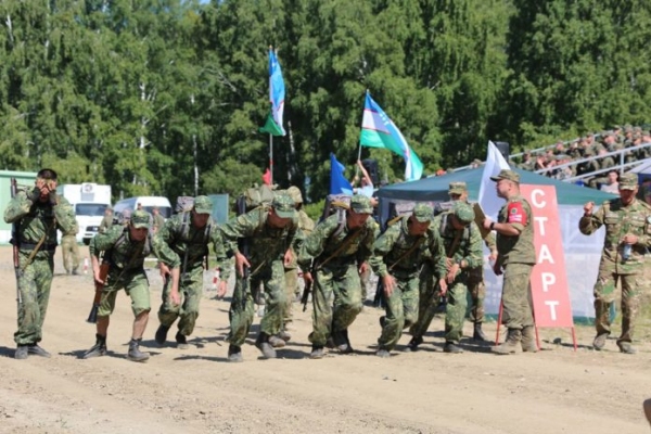 Узбекские военные вернулись с АРМИ-2018 с медалями