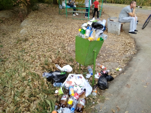 К сожаленью, день рожденья -  в Ботаническом саду!