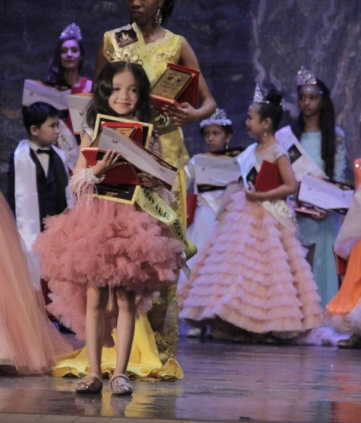 Юная модель из Узбекистана получила гран-при конкурса Top Teen Model & Top Child Model of the Planet