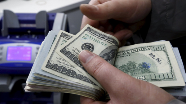 Узбекистанцы стали хранить в банках больше денег