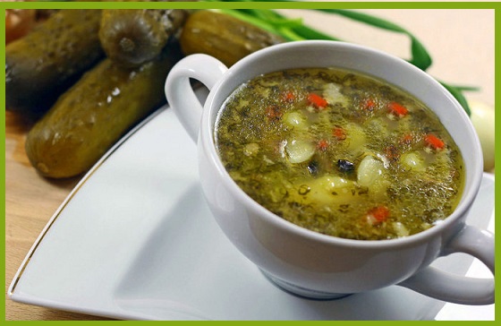 Любит взрослый, любит школьник этот вкусный суп «Рассольник»! Любит взрослый, любит школьник этот вкусный суп «Рассольник»!