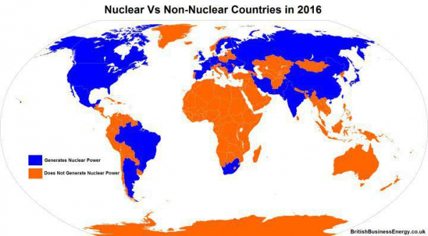 Синий - страны, производящие ядерную энергию. Оранжевый - не производящие