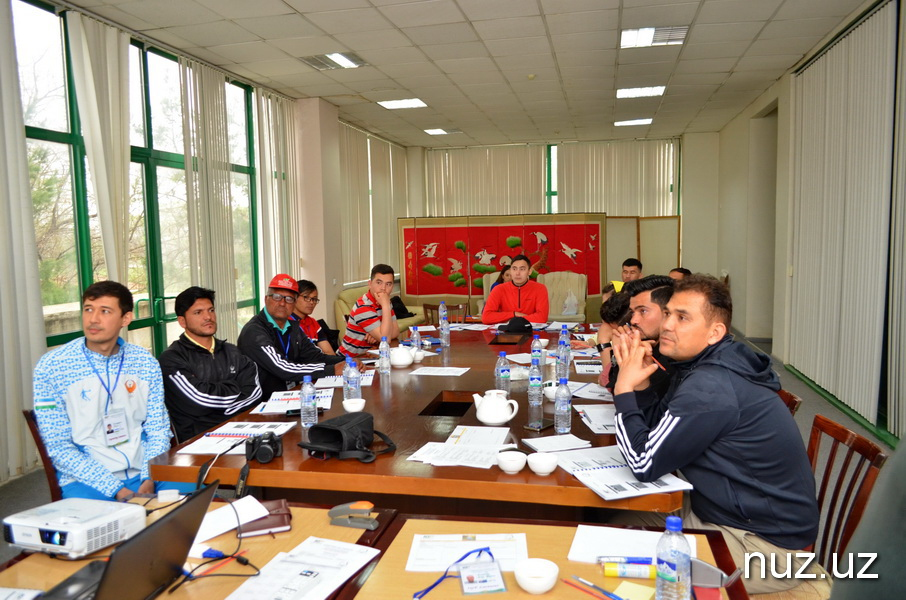 Гольфисты в ожидании старта UZBEKISTAN OPEN-2019 Гольфисты в ожидании старта UZBEKISTAN OPEN-2019
