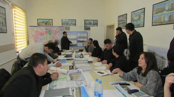 В Самарканде решается судьба незаконно возведенных объектов