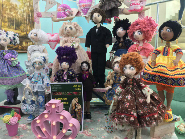 Тильды, реборны, будуарные куклы: в Ташкенте прошла выставка «Art of Dolls»