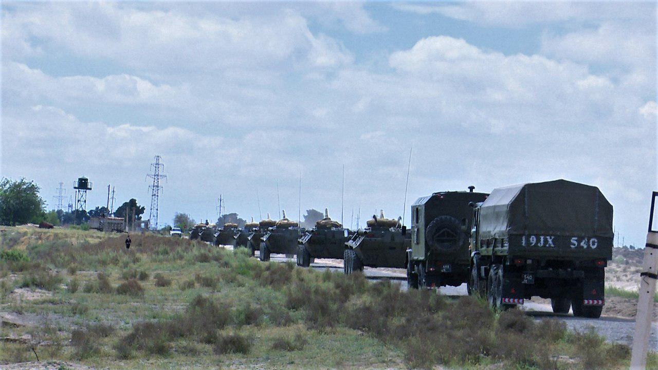 Боевые катера пограничников пресекли попытку нарушения границы (фото)