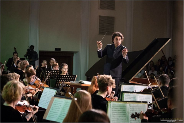WORLD CONCERTO TOUR: Место рождения - Ташкент