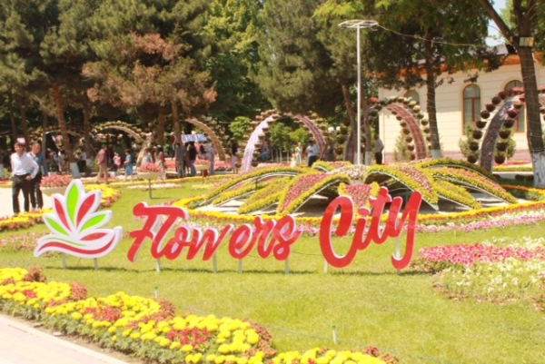 В городе цветов проходит фестиваль «Namangan Flowers-2019»