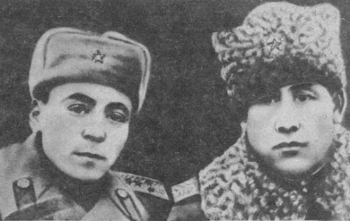 С «лейкой» и блокнотом…