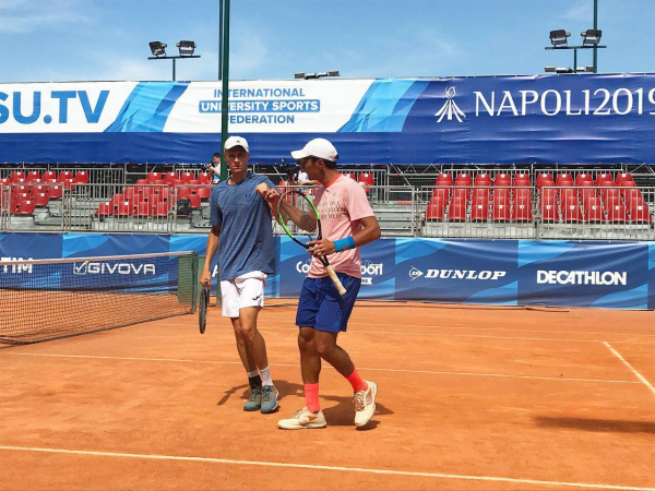 Теннисисты Хумаюн Султанов и Санжар Файзиев борются за золото Универсиады-2019