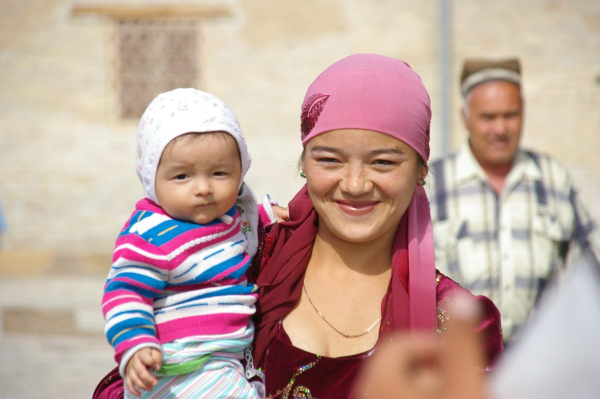 С начала года численность населения Узбекистана увеличилась на 0,8%