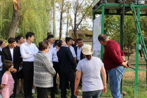 В детско доме им.Хлебушкиной израильская компания “NETAFIM” открыла учебно-демонстрационный участок