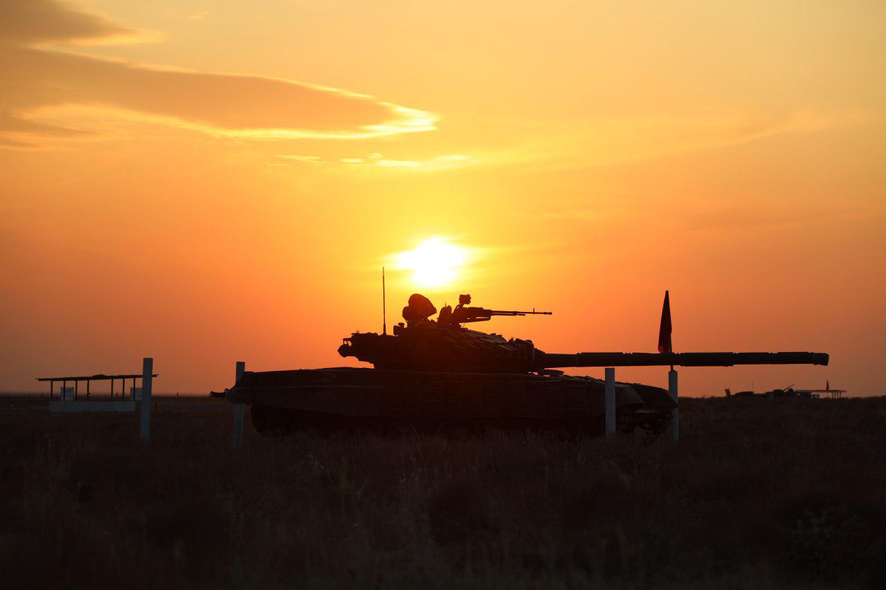 В Узбекистане введен в эксплуатацию крупнейший военный полигон (фото) В Узбекистане введен в эксплуатацию крупнейший военный полигон (фото)