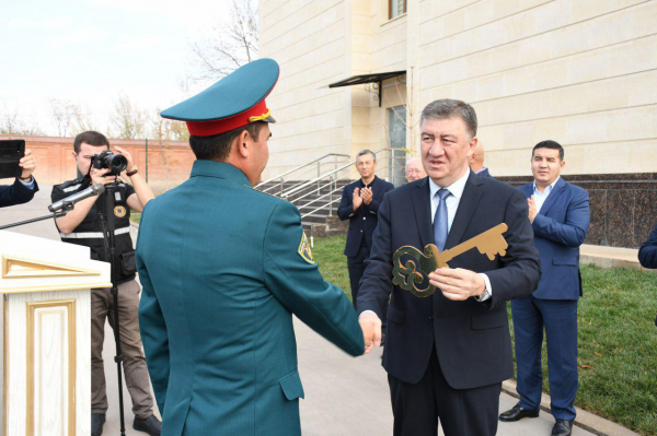 В Чиланзарском районе Ташкента открыт конный комплекс для кавалеристов патрульно-постовой службы ГУВД