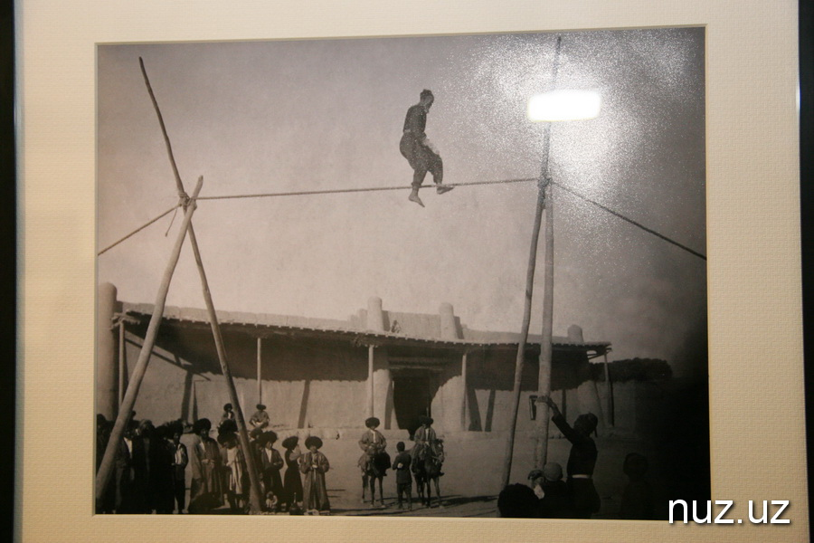 Древний Хорезм в фотографиях Диванова и современных фотографов