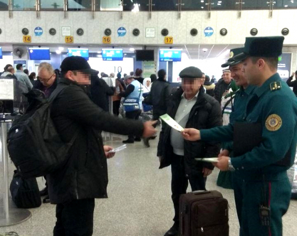 Пассажиры самолетов, прибывающих в Ташкент, стали чаще курить на борту: сумма штрафов дошла до 42 миллионов