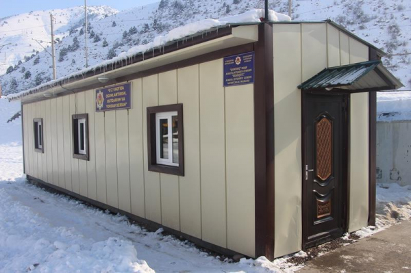 В районе перевала Камчик открыты 14 постов, где водители могут получить помощь (адреса и телефоны)