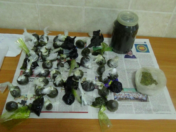 За прошлый год сотрудники ГУВД Ташкента изъяли 50 кило наркотиков: лидирует марихуана