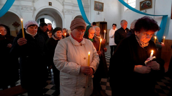 Пасха и Вербное воскресенье почти без прихожан. Как проходят службы во время коронавируса