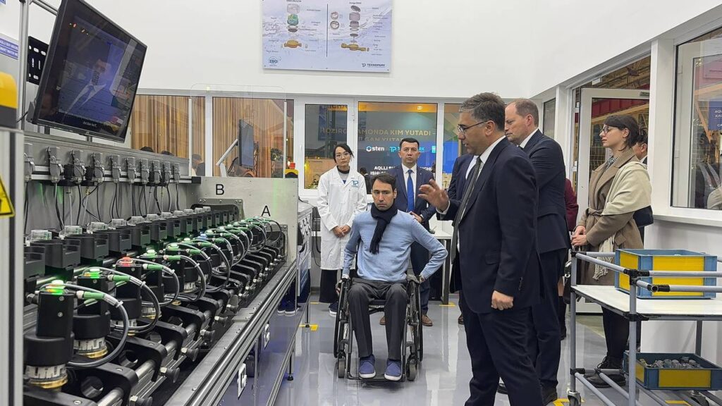 Текущее изображение не имеет альтернативного текста. Имя файла: photo_2025-11-11_22-34-26.jpg