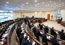 Президент бошчилигида иқтисодий ривожланишни таъминлаш бўйича муҳим вазифалар муҳокама қилинди