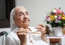 Дунёдаги энг ёши катта инсон вафот этди