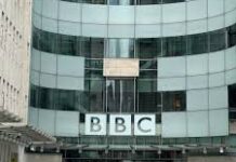 BBC Трампдан таҳрирланган нутқ учун узр сўради, аммо 1 млрд долларлик компенсация талабини рад этди