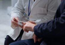 Тиббий хизматларда “Сирли мижоз” орқали шаффофлик мониторинги кучайтирилади