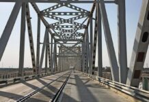 Термиз—Ҳайратон кўприги орқали фуқаролар ҳаракати тикланди ва тадбиркорлар учун янги экспорт имкониятлари очилмоқда