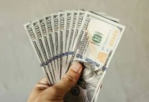 Банкларда 500 долларгача бўлган нақд хорижий валютани ҳужжатсиз харид қилиш мумкин