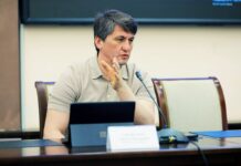 Тошкент ҳокими Шавкат Умурзаков ходимларни ишдан соат 18:00 да чиқишга чақирди
