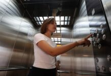 Ўзбекистонда қурилиш компаниялари янги уйлардаги лифтларга бир йил хизмат кўрсатади