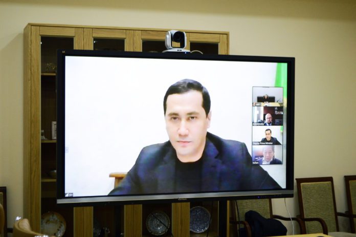 АБИИ поможет Узбекистану стабилизировать экономику