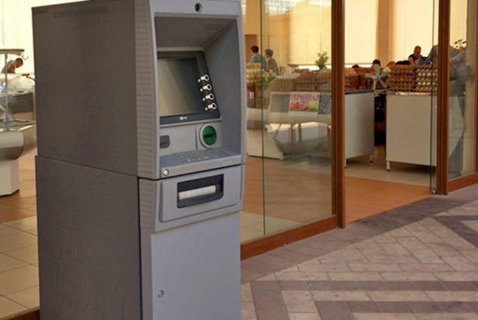 Коммерческими банками установлены всего 5 000 банкоматов