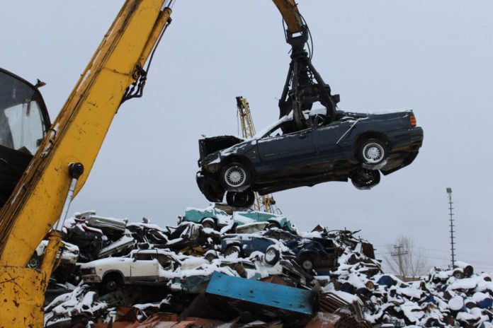 С 1 августа для некоторых транспортных средств внедряется утилизационный сбор от 30-кратного до 1500-кратного размера базовой расчетной величины