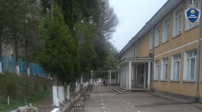 Драка школьников