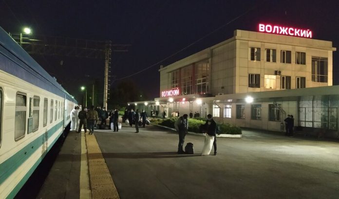 в Москву