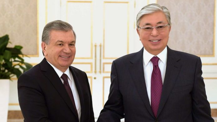 Tokaev-Mirziyoev-pomosh-Kyrgyzstanu