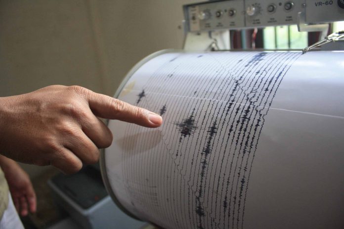 248745_07440823052015_SEISMOGRAF-10910-1